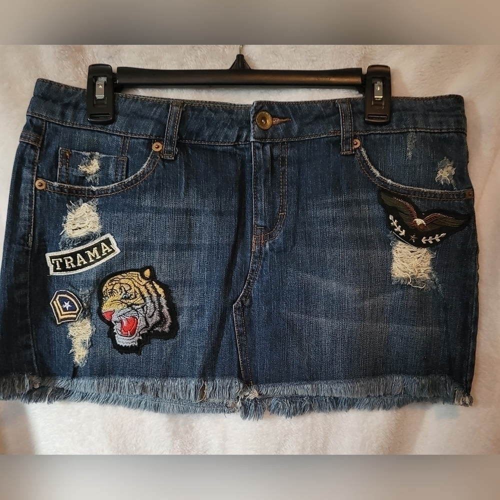 Stradivarius Denim Mini Skirt Distressed Raw Hem Patches Stretch Women's…